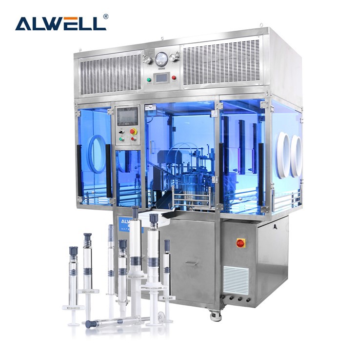 Riempitrice automatica per siringhe per catetere pre-invasatura di cloruro di sodio